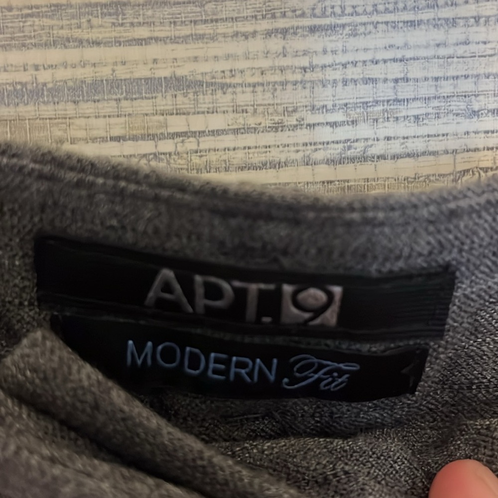Tailored Confidence – Apt. 9 Charcoal Pinstripe Dress Pants Size 14 (775) - Picture 2 of 5